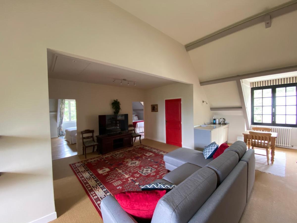 Manoir Et Appartements Avec Piscine Au Domaine De Bize Mirepoix Mirepoix  Bagian luar foto