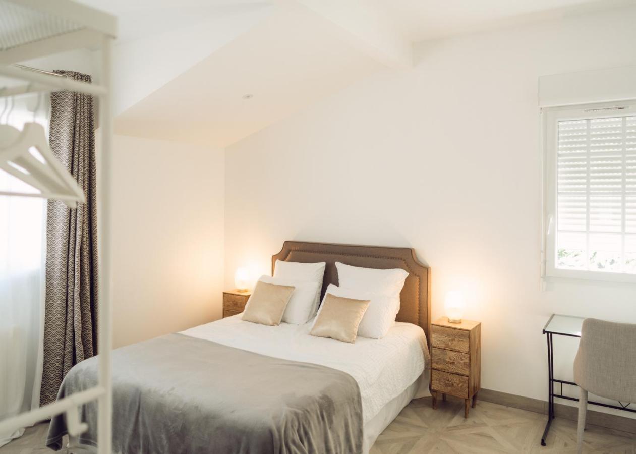 Manoir Et Appartements Avec Piscine Au Domaine De Bize Mirepoix Mirepoix  Bagian luar foto