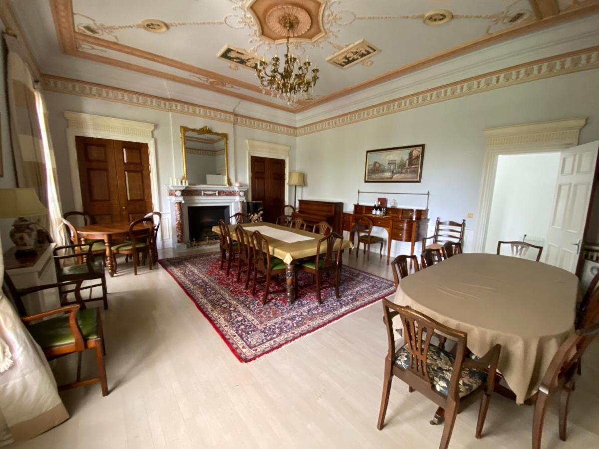 Manoir Et Appartements Avec Piscine Au Domaine De Bize Mirepoix Mirepoix  Bagian luar foto